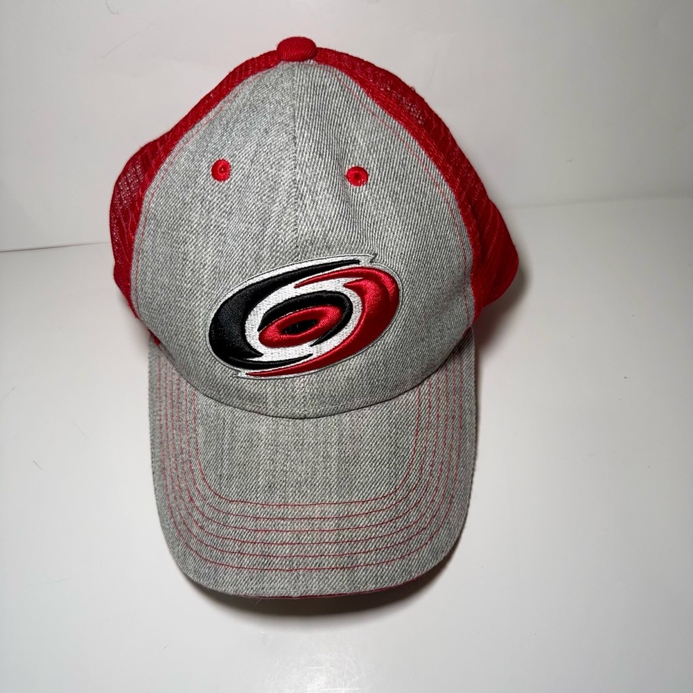 Carolina Hurricanes NHL Trucker Hat Snapback Mesh Red Gray PNC Logo Cap
